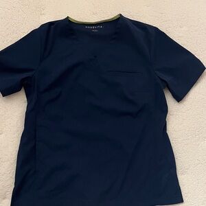 Medelita Vista Scrub Top